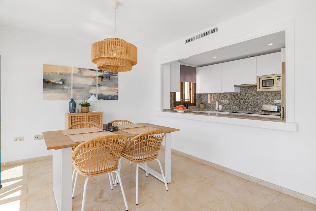 2 slaapkamer Appartement te koop in Benalmadena met zwembad garage - € 549.000 (Ref: 10121990)
