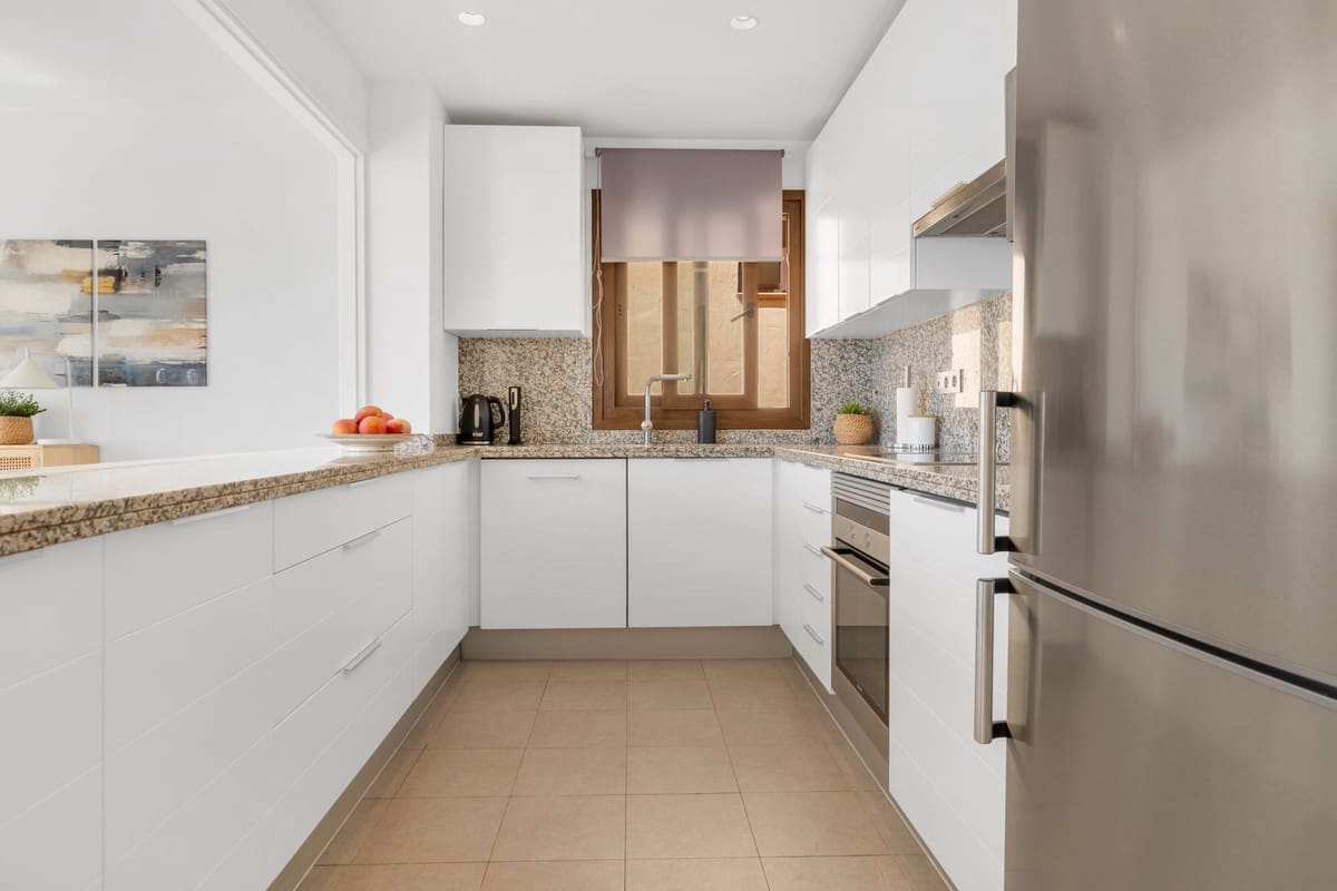 2 slaapkamer Appartement te koop in Benalmadena met zwembad garage - € 549.000 (Ref: 10121990)