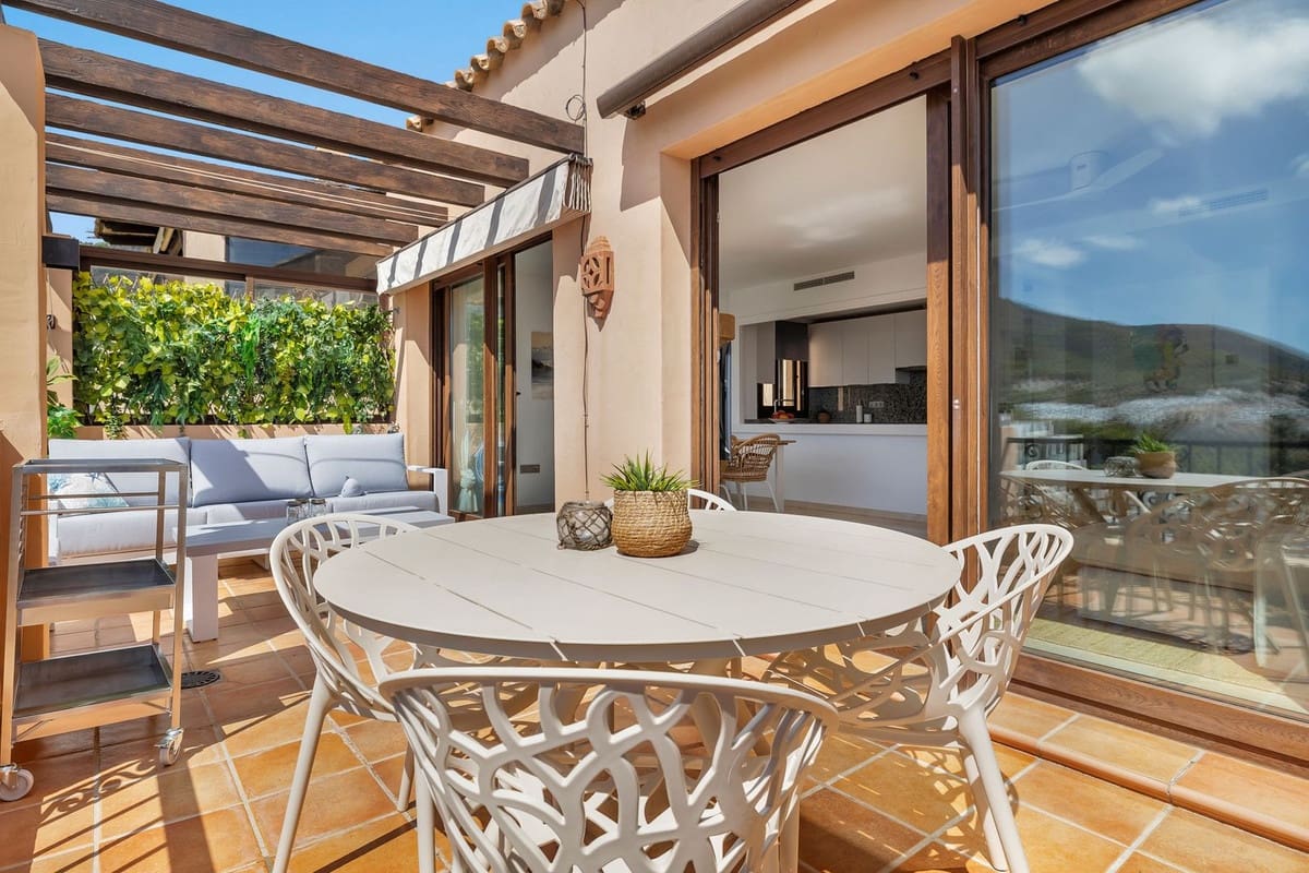 2 slaapkamer Appartement te koop in Benalmadena met zwembad garage - € 549.000 (Ref: 10121990)