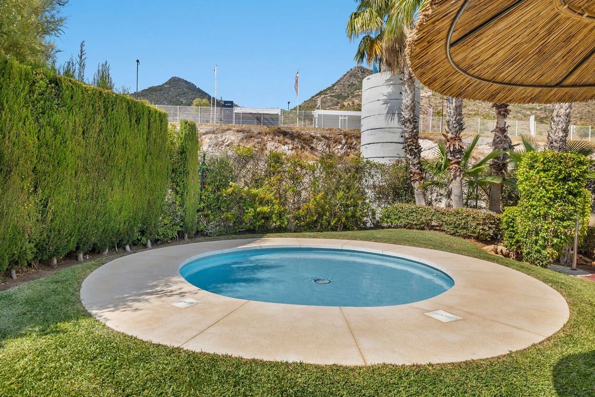 2 slaapkamer Appartement te koop in Benalmadena met zwembad garage - € 549.000 (Ref: 10121990)