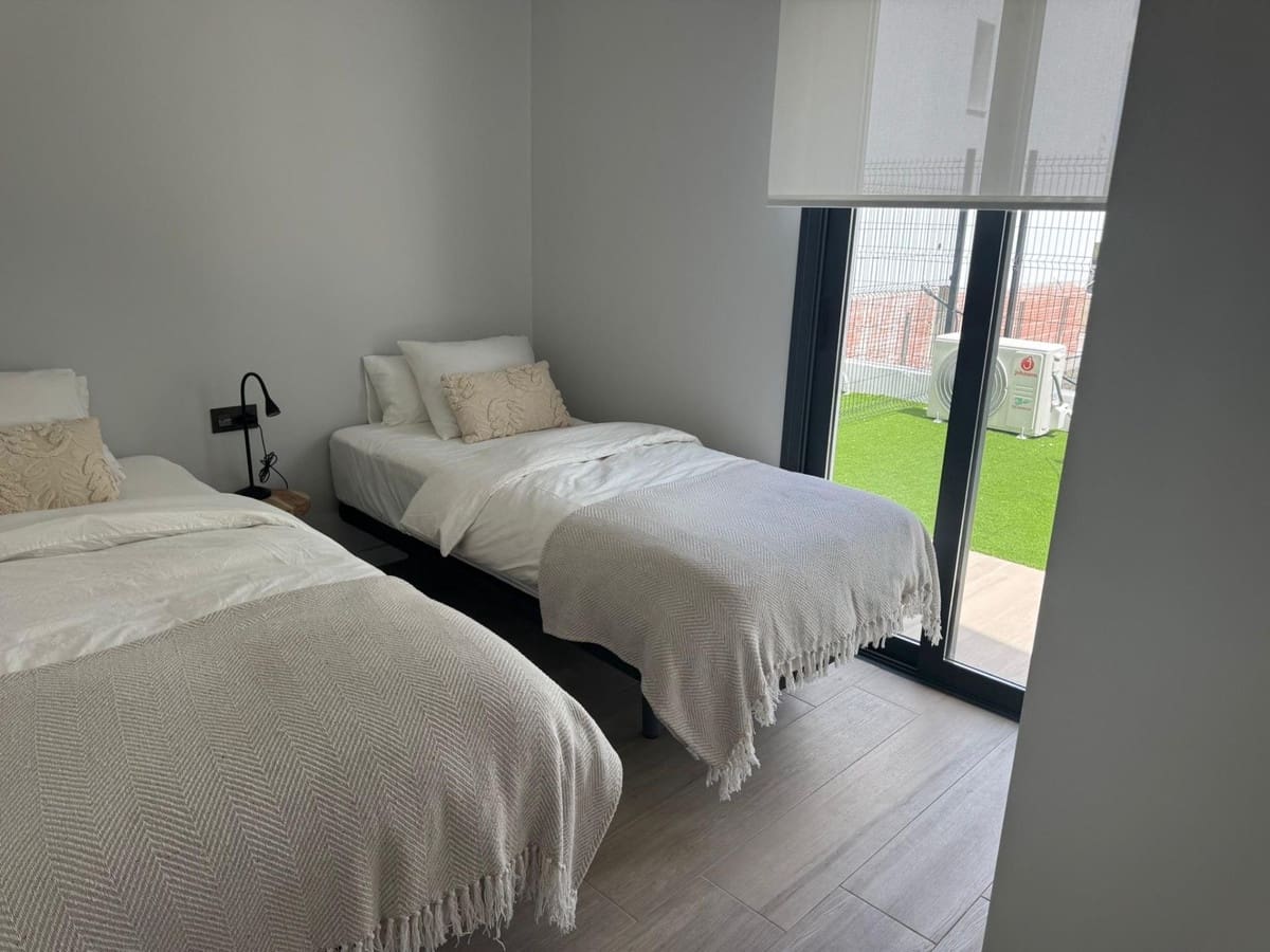 3 soveværelse Lejlighed til salg i Orihuela med swimmingpool garage - € 360.000 (Ref: 10121994)