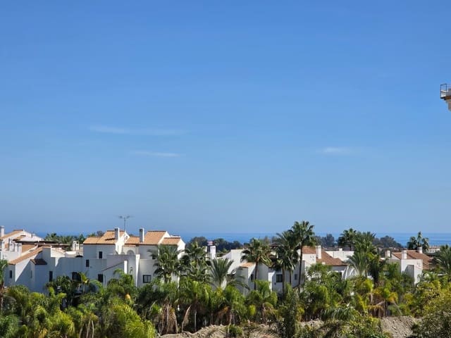 3 soverom Leilighet til salgs i La Concha - Resina Golf, Estepona med svømmebasseng garasje - € 399 000 (Ref: 10122001)