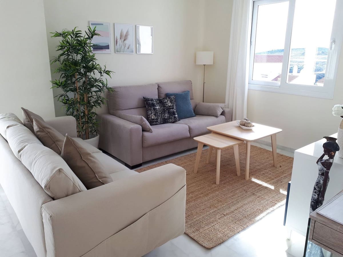 2 soverom Leilighet til salgs i Estepona med svømmebasseng garasje - € 350 000 (Ref: 10122004)