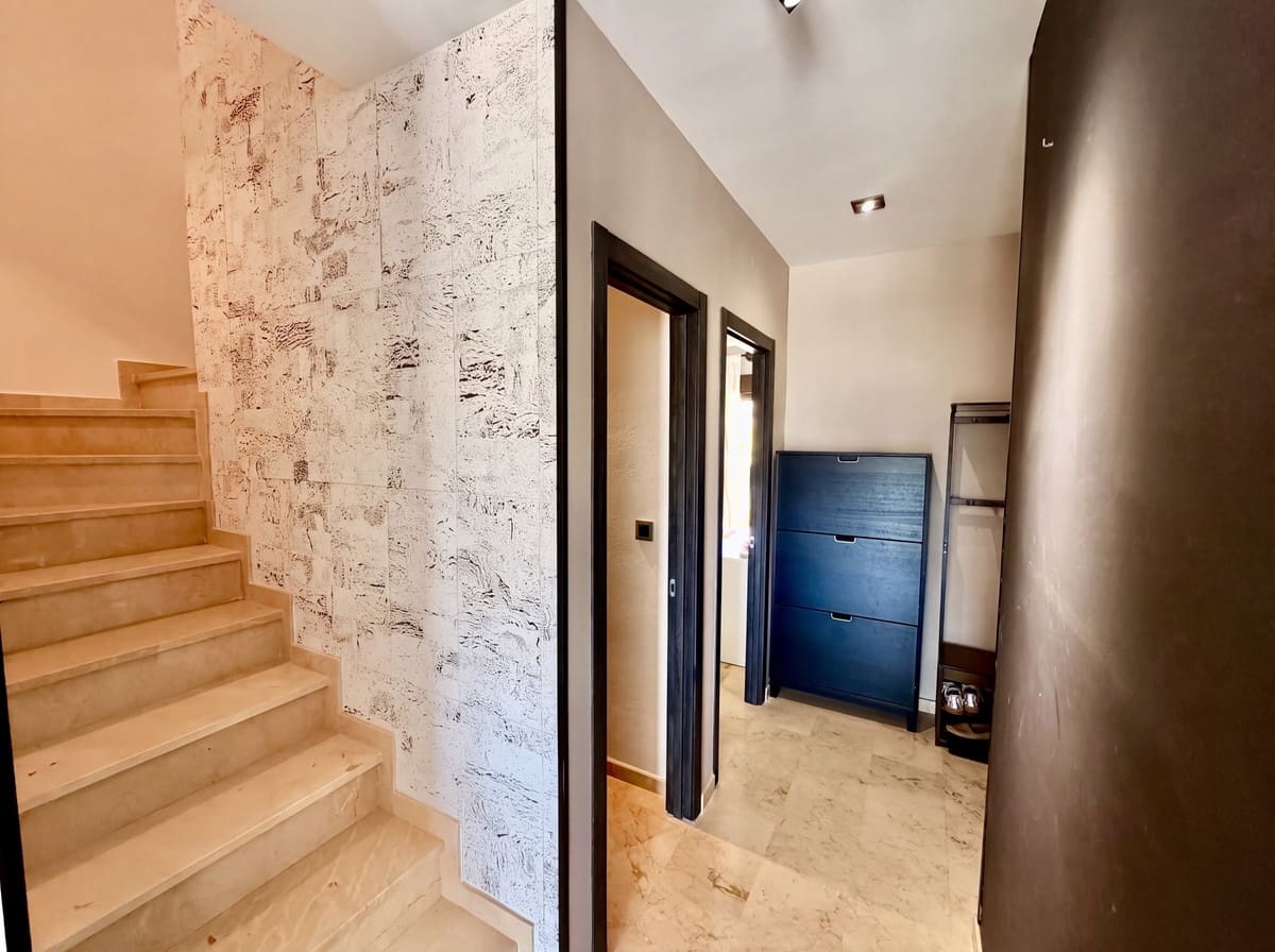 Apartamento de 3 habitaciones en Orihuela en venta con piscina garaje - 240.000 € (Ref: 10122075)