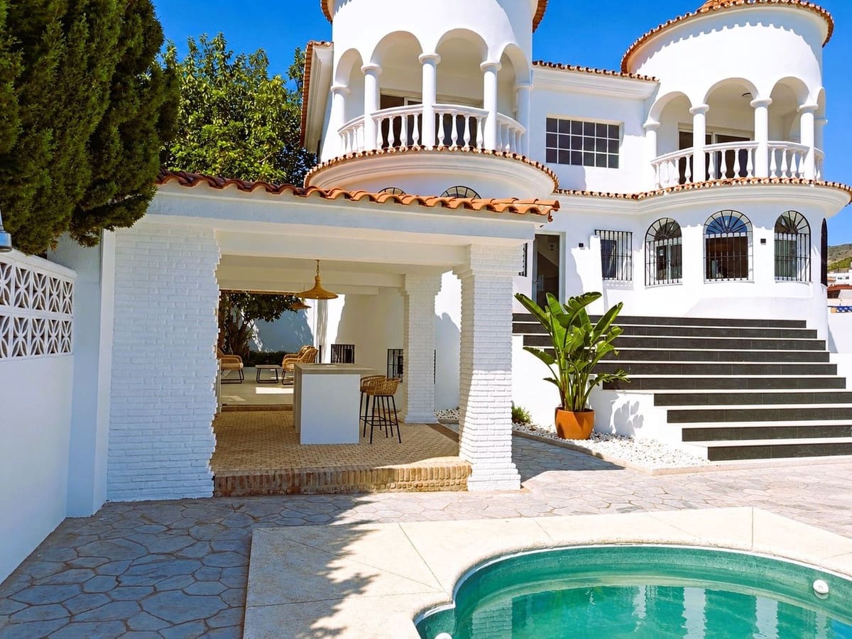 5 soverom Villa til salgs i Arroyo de la Miel med svømmebasseng - € 950 000 (Ref: 10122109)