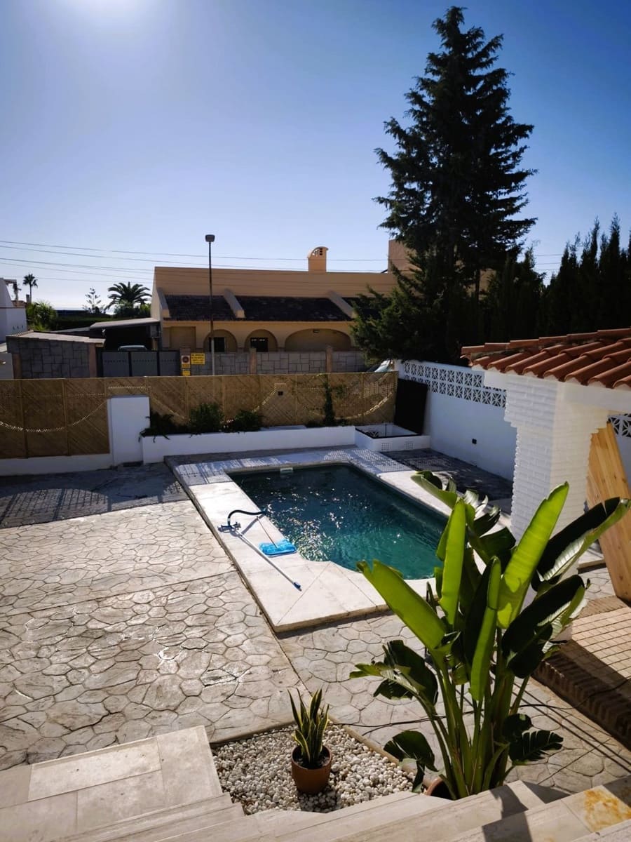 5 soverom Villa til salgs i Arroyo de la Miel med svømmebasseng - € 950 000 (Ref: 10122109)