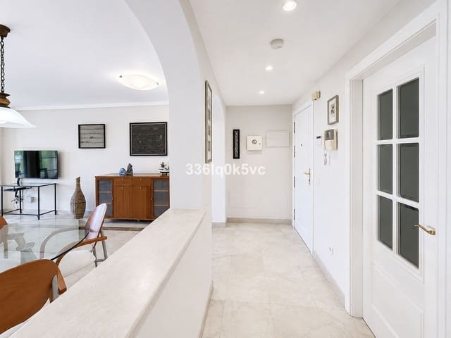 2 makuuhuone Huoneisto myytävänä paikassa Los Arqueros - Puerto del Almendro, Benahavís mukana uima-altaan 
autotalli - 440 000 € (Ref: 10122114)