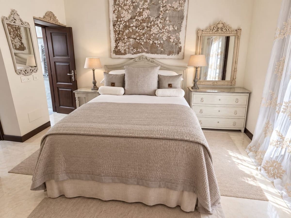 3 quarto Moradia para venda em Manilva com piscina - 900 000 € (Ref: 10122120)