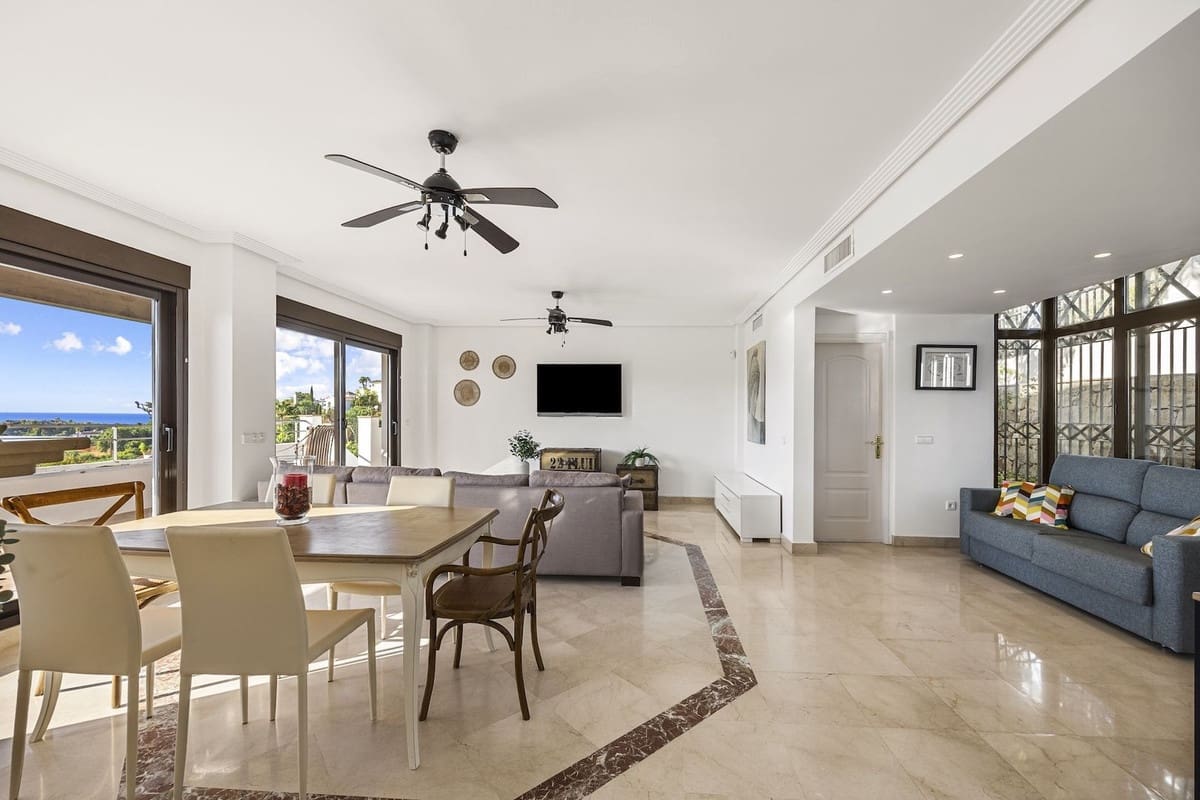 6 sovrum Villa till salu i Benahavis med pool garage - 2 300 000 € (Ref: 10122135)