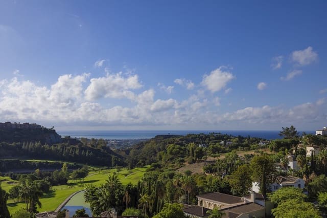 6 sovrum Villa till salu i Los Arqueros - Puerto del Almendro, Benahavís med pool garage - 2 300 000 € (Ref: 10122135)