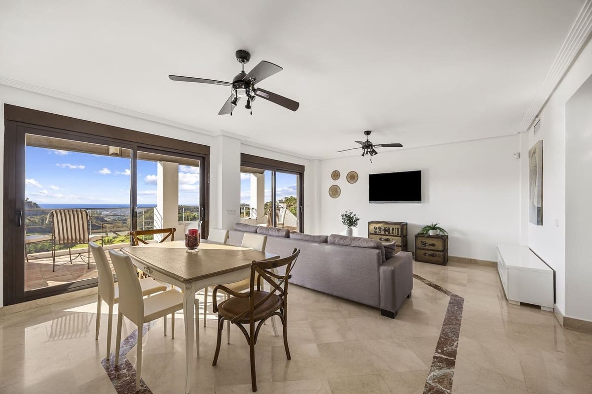 6 sovrum Villa till salu i Benahavis med pool garage - 2 300 000 € (Ref: 10122135)