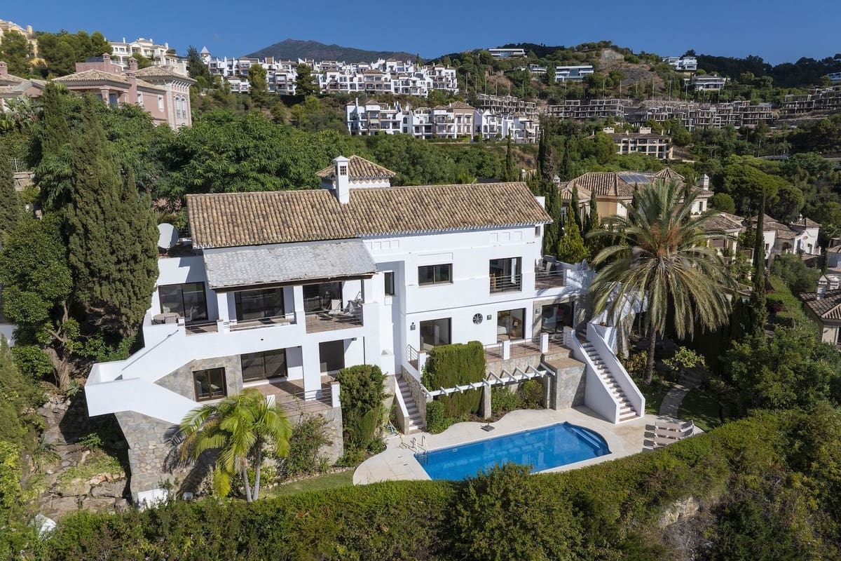 6 sovrum Villa till salu i Benahavis med pool garage - 2 300 000 € (Ref: 10122135)