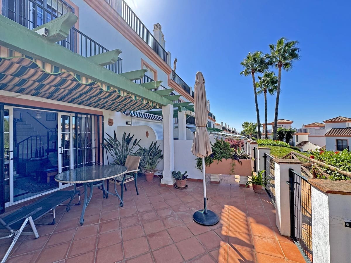 Casa de 2 habitaciones en Cabopino en venta con piscina garaje - 525.000 € (Ref: 10122137)