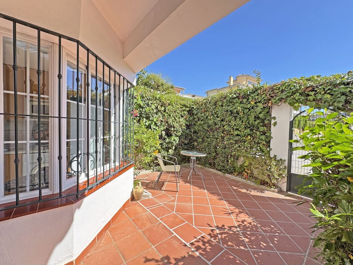 Casa de 2 habitaciones en Cabopino en venta con piscina garaje - 525.000 € (Ref: 10122137)