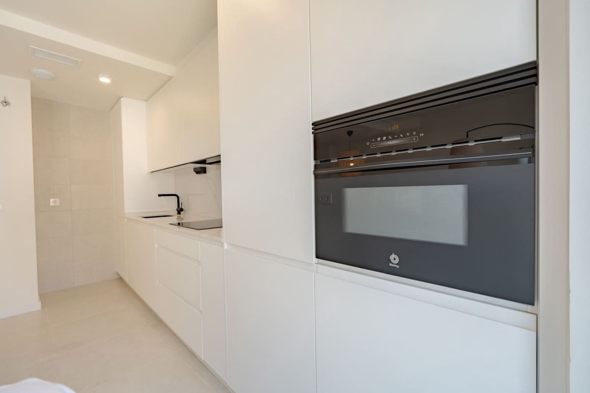 3 sypialnia Apartament na sprzedaż w Estepona z basenem garażem - 485 000 € (Ref: 10122142)