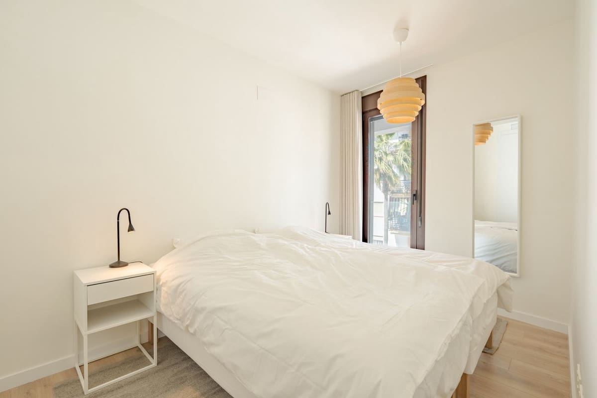 3 sypialnia Apartament na sprzedaż w Estepona z basenem garażem - 485 000 € (Ref: 10122142)