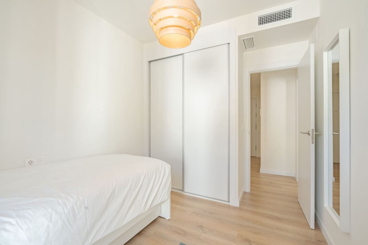 3 sypialnia Apartament na sprzedaż w Estepona z basenem garażem - 485 000 € (Ref: 10122142)