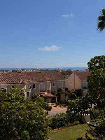 3 chambre Maison de Ville à vendre à El Paraiso, Estepona avec piscine garage - 825 000 € (Ref: 10122151)