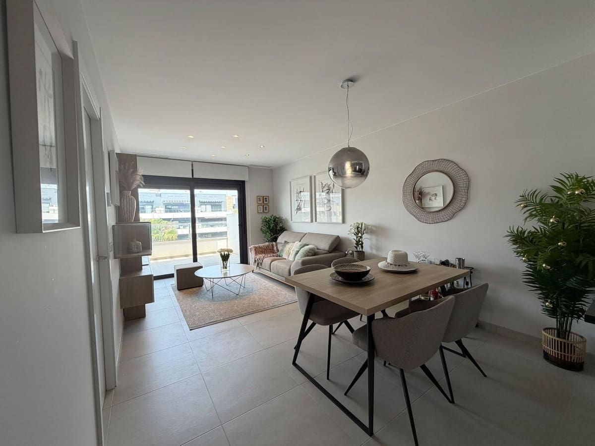 2 soveværelse Lejlighed til salg i Orihuela med swimmingpool garage - € 489.000 (Ref: 10122156)