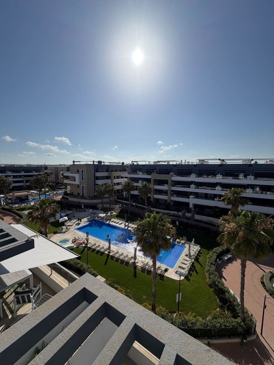 2 soveværelse Lejlighed til salg i Orihuela med swimmingpool garage - € 489.000 (Ref: 10122156)