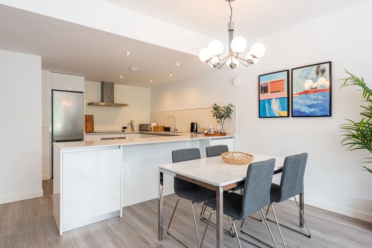 2 Zimmer Apartment zu verkaufen in Benahavis mit Pool Garage - 475.000 € (Ref: 10122159)