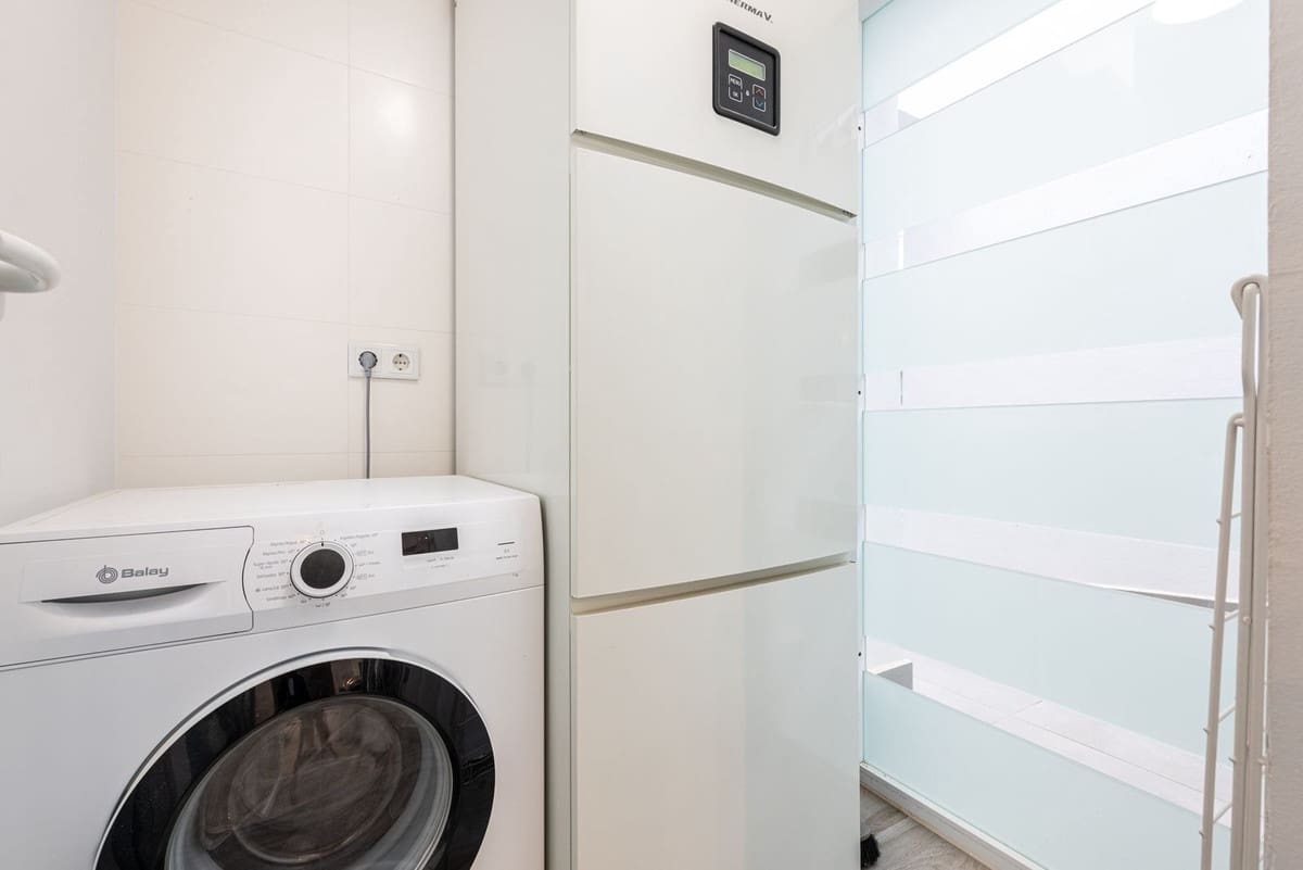 2 Zimmer Apartment zu verkaufen in Benahavis mit Pool Garage - 475.000 € (Ref: 10122159)
