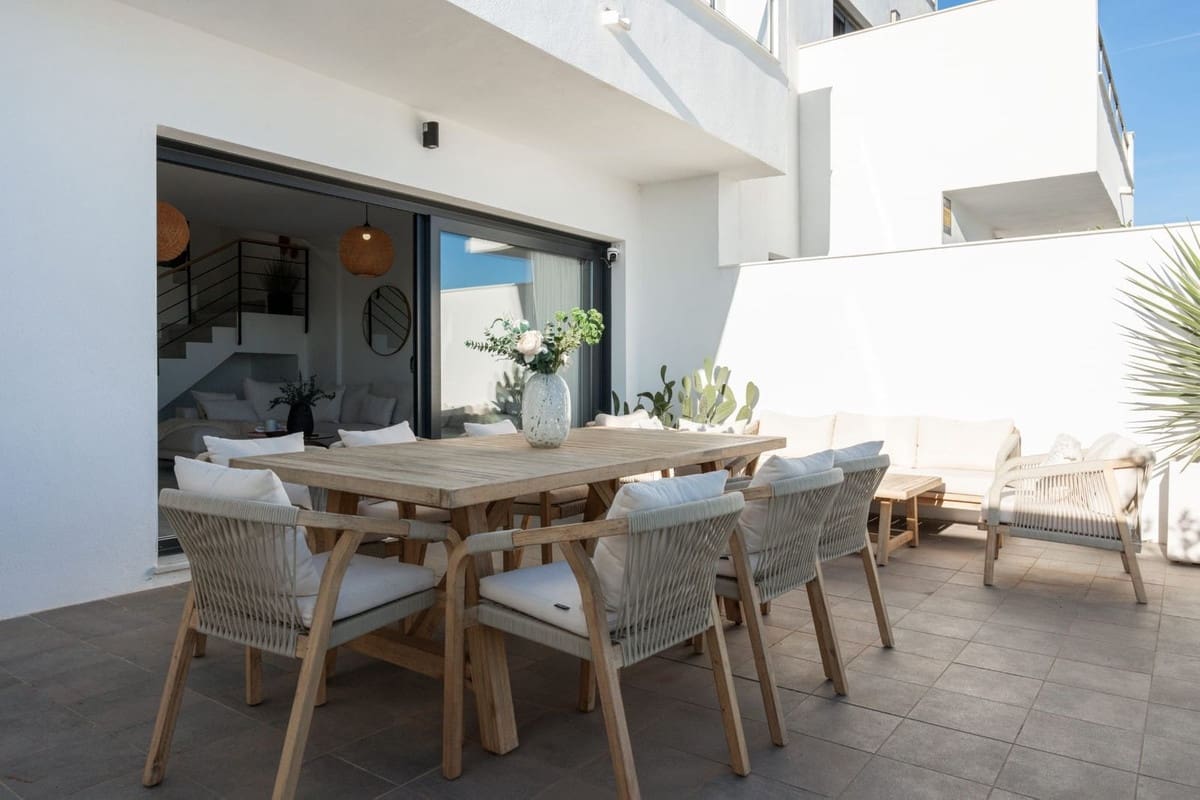 Casa de 4 habitaciones en Marbella en venta con piscina garaje - 695.000 € (Ref: 10122177)