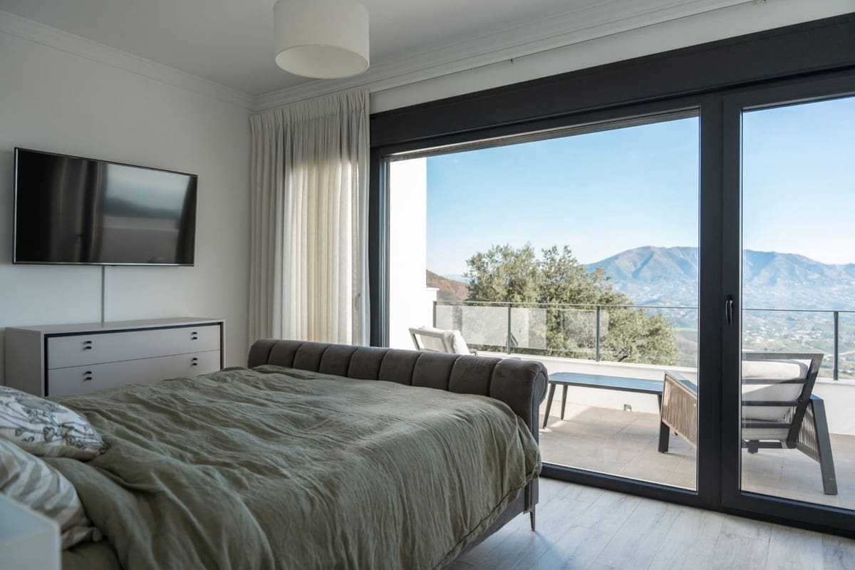 Casa de 4 habitaciones en Marbella en venta con piscina garaje - 695.000 € (Ref: 10122177)