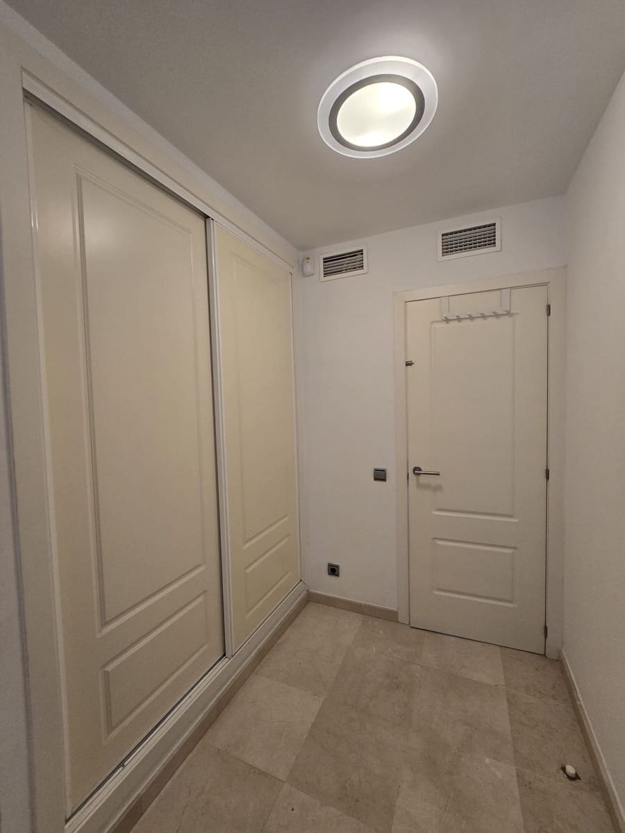 1 bedroom Apartment for sale in Benalmadena Costa with pool garage - € 275,000 (Ref: 10122212)