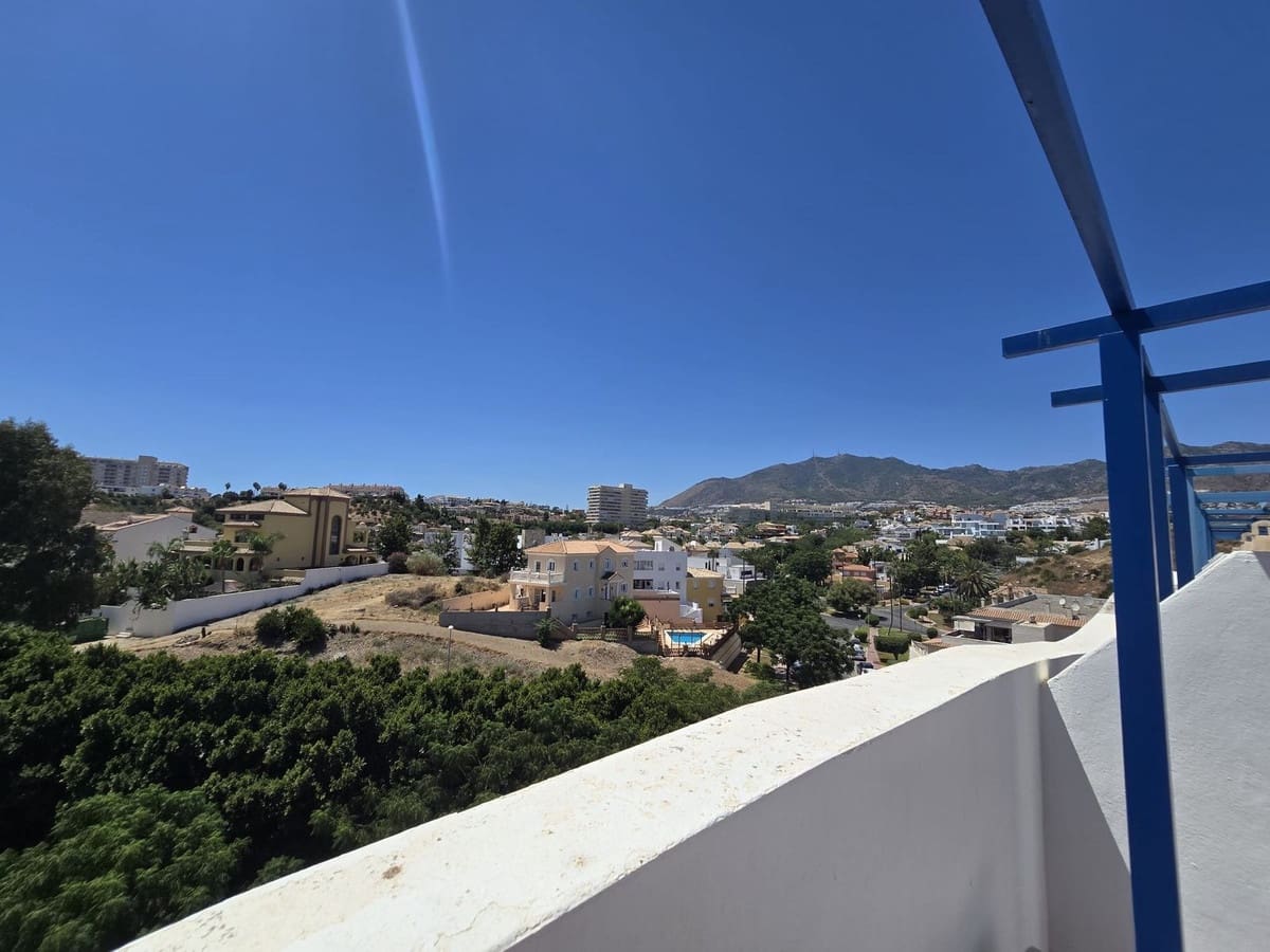 1 bedroom Apartment for sale in Benalmadena Costa with pool garage - € 275,000 (Ref: 10122212)