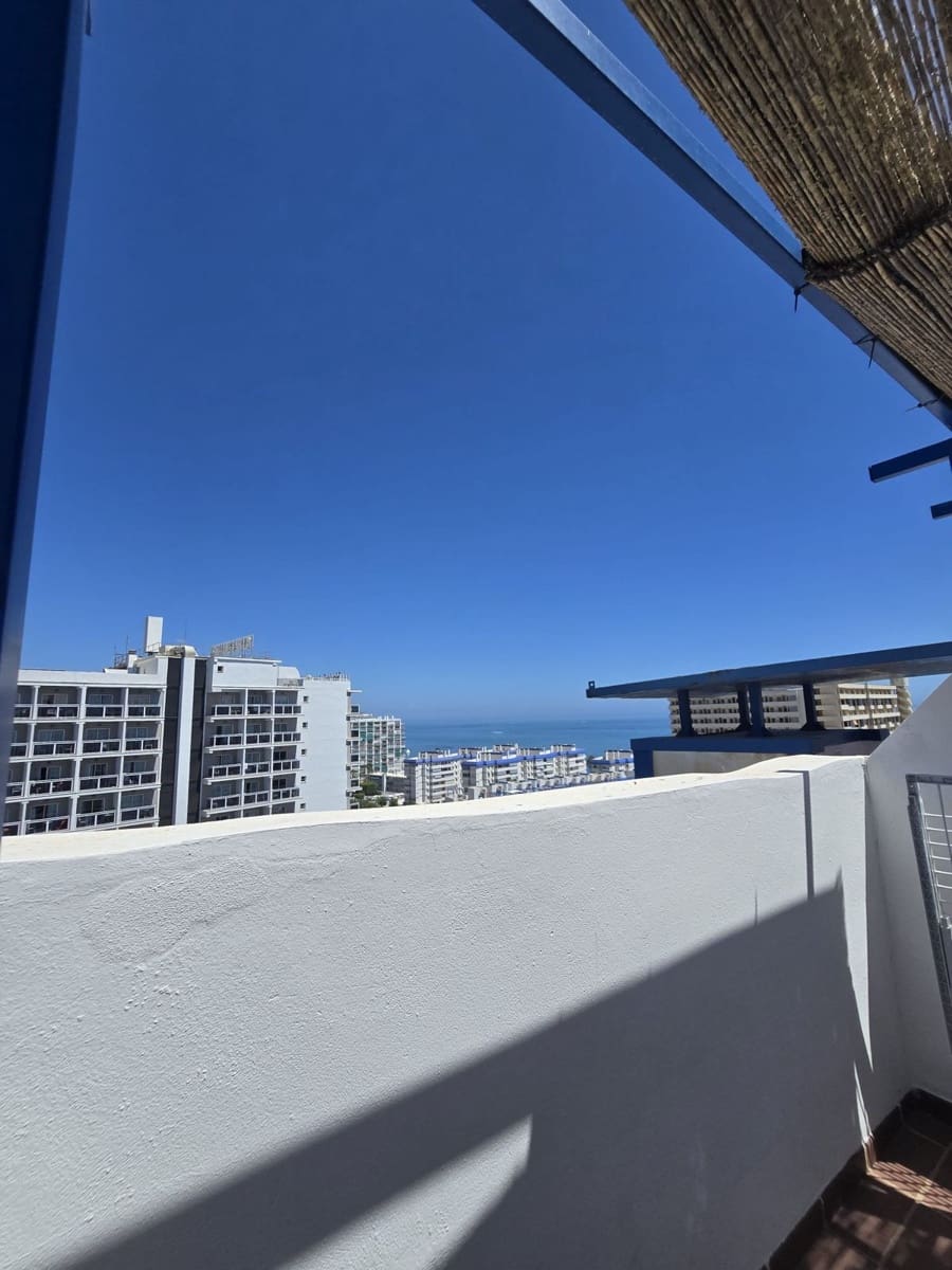 1 bedroom Apartment for sale in Benalmadena Costa with pool garage - € 275,000 (Ref: 10122212)