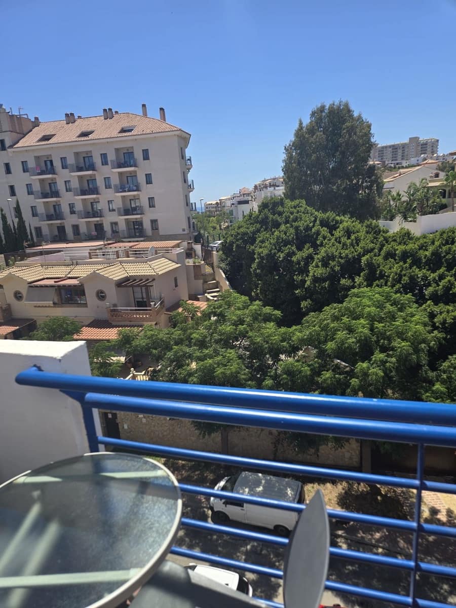 1 bedroom Apartment for sale in Benalmadena Costa with pool garage - € 275,000 (Ref: 10122212)