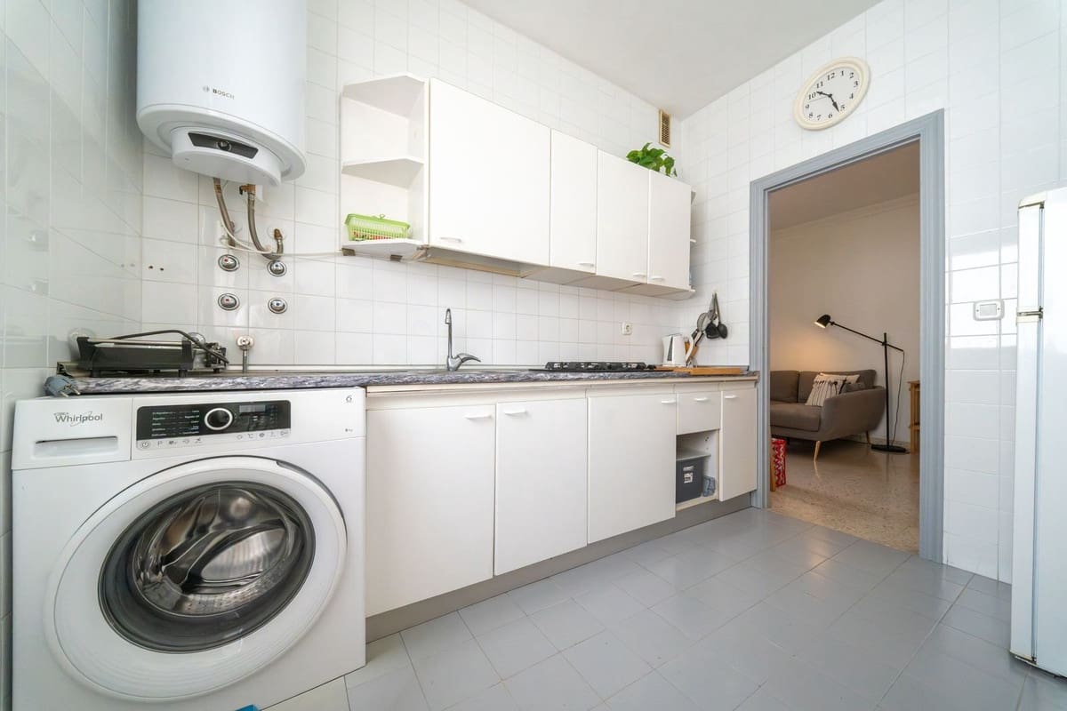 2 soverom Leilighet til salgs i Malaga by - € 272 000 (Ref: 10122214)