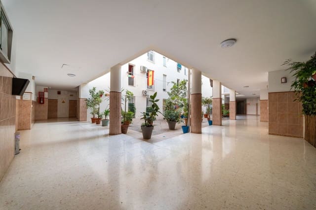 2 sovrum Lägenhet till salu i La Trinidad, Málaga stad - 272 000 € (Ref: 10122214)