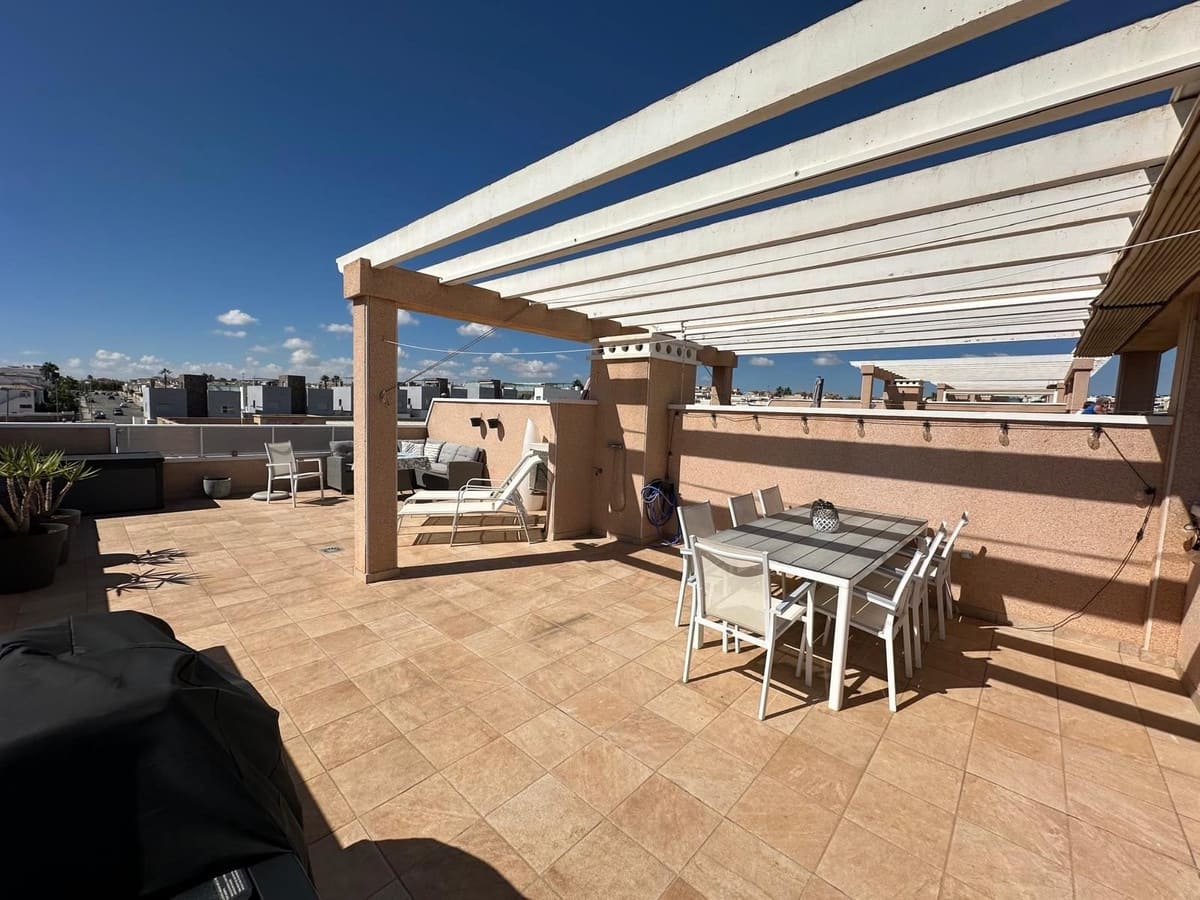 2 soveværelse Lejlighed til salg i Orihuela med swimmingpool garage - € 299.900 (Ref: 10122220)