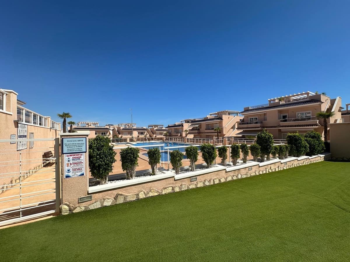 2 soveværelse Lejlighed til salg i Orihuela med swimmingpool garage - € 299.900 (Ref: 10122220)