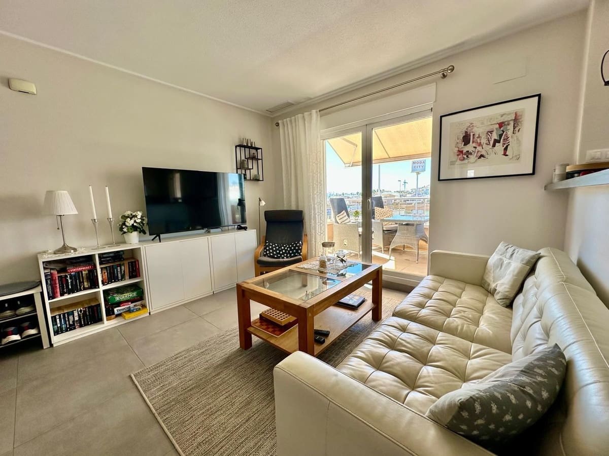 2 soveværelse Lejlighed til salg i Orihuela med swimmingpool garage - € 299.900 (Ref: 10122220)