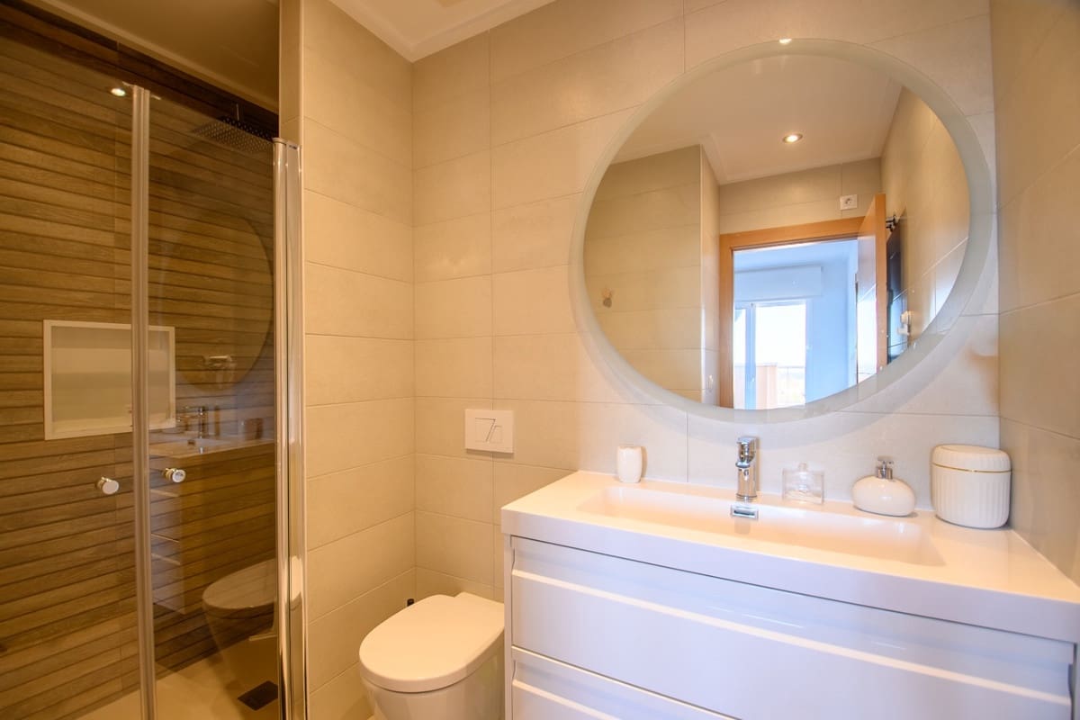 2 slaapkamer Appartement te koop in Orihuela met zwembad garage - € 330.000 (Ref: 10122222)