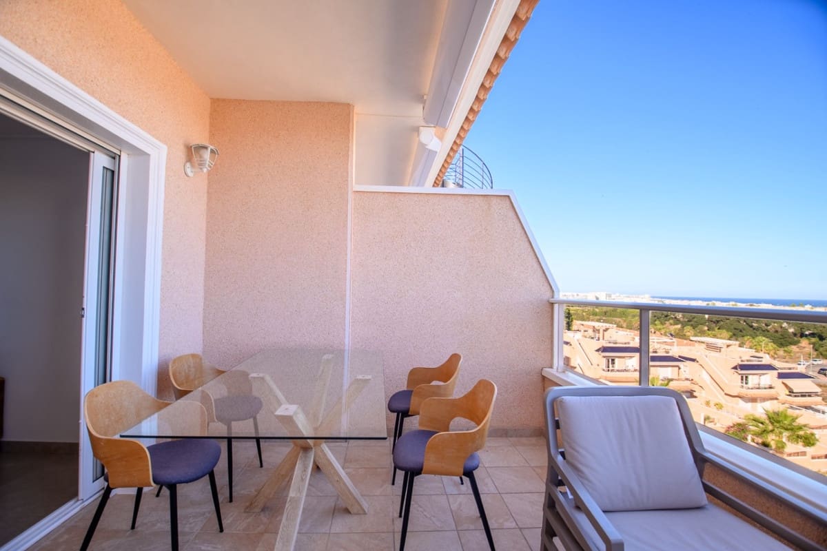 2 slaapkamer Appartement te koop in Orihuela met zwembad garage - € 330.000 (Ref: 10122222)