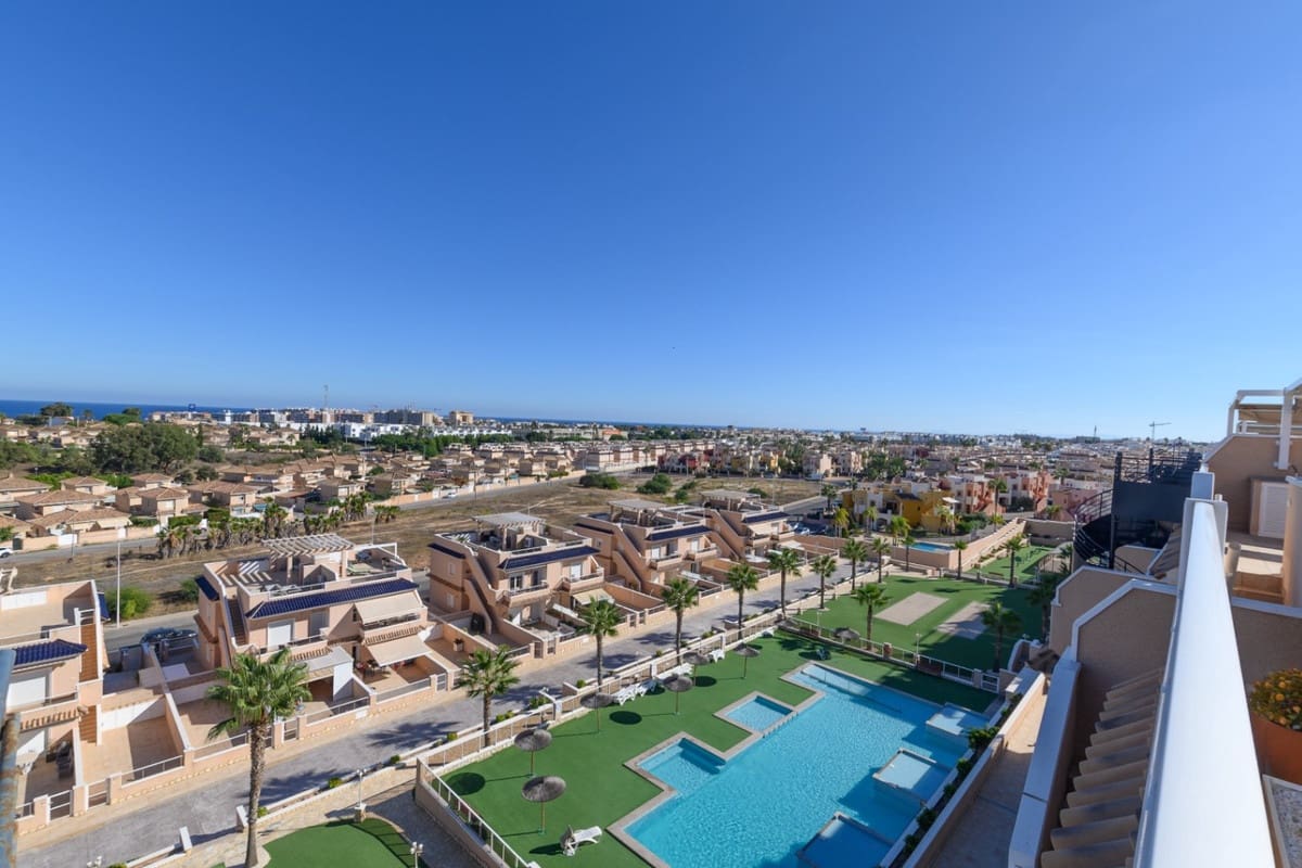 2 slaapkamer Appartement te koop in Orihuela met zwembad garage - € 330.000 (Ref: 10122222)