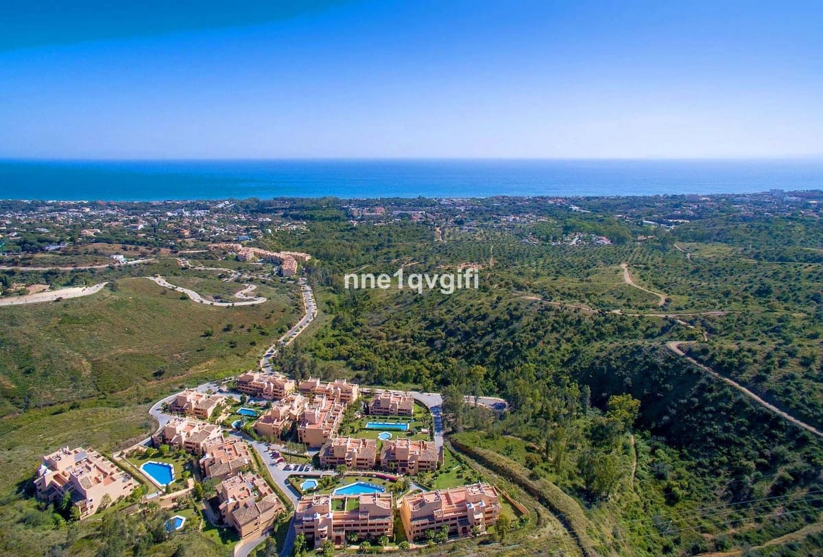 3 sypialnia Apartament na sprzedaż w Marbella z basenem garażem - 785 000 € (Ref: 10122223)