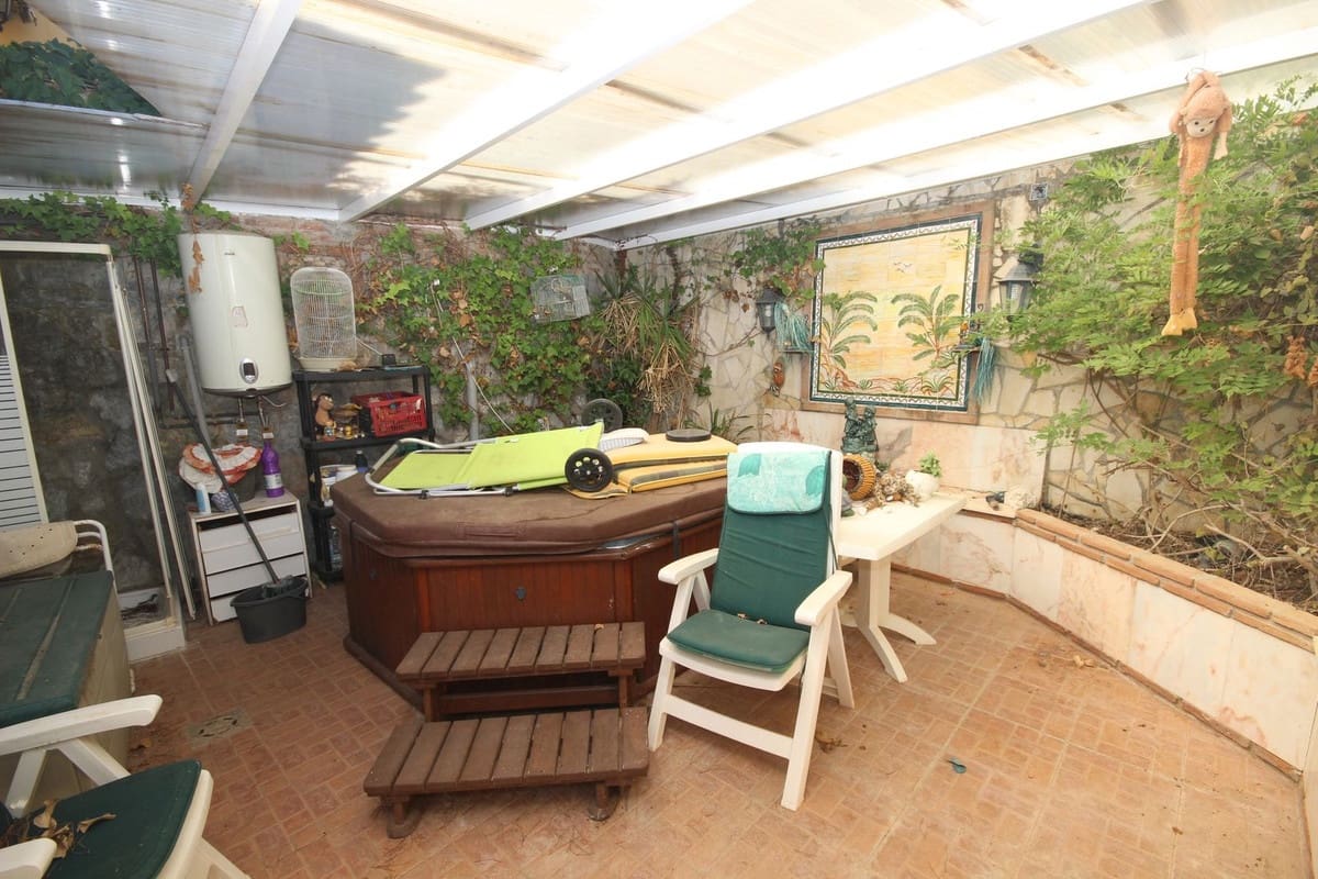 4 soverom Villa til salgs i Marbella med garasje - € 495 000 (Ref: 10122225)