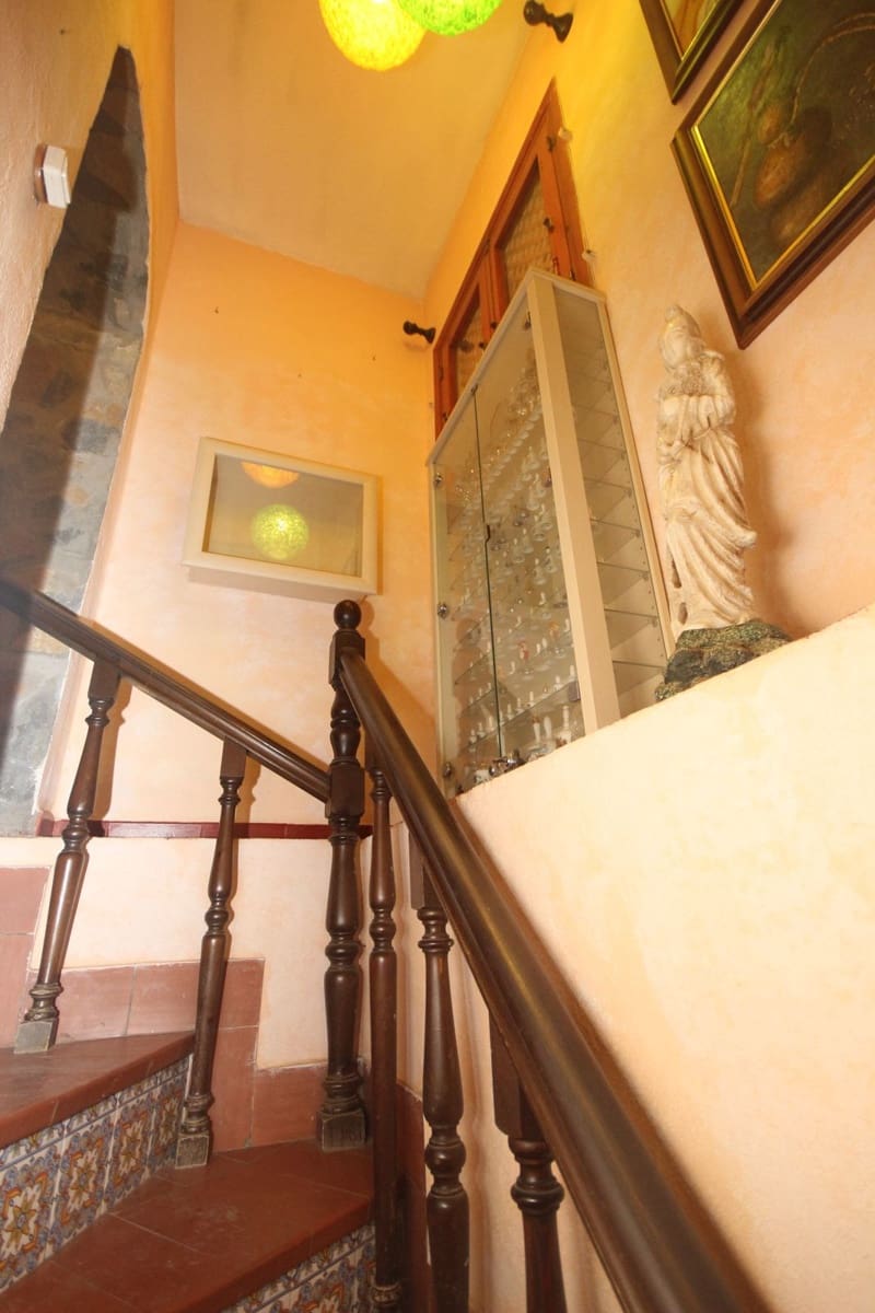 4 soverom Villa til salgs i Marbella med garasje - € 495 000 (Ref: 10122225)
