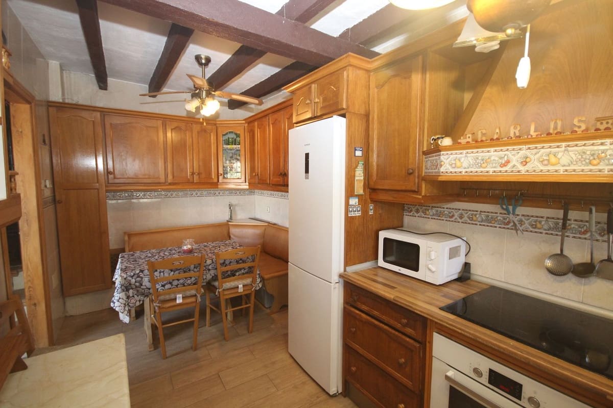 4 soverom Villa til salgs i Marbella med garasje - € 495 000 (Ref: 10122225)