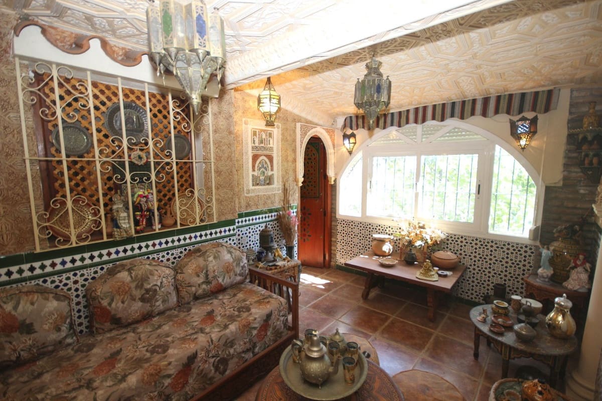 4 soverom Villa til salgs i Marbella med garasje - € 495 000 (Ref: 10122225)