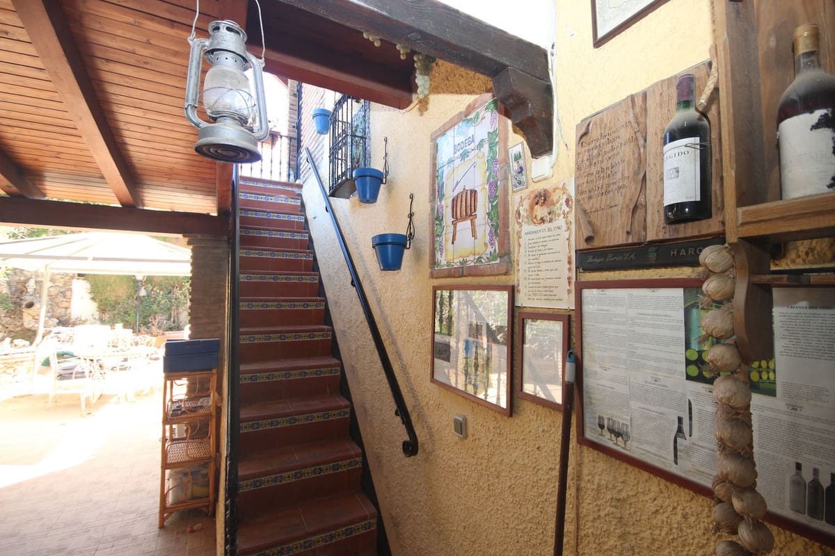 4 soverom Villa til salgs i Marbella med garasje - € 495 000 (Ref: 10122225)