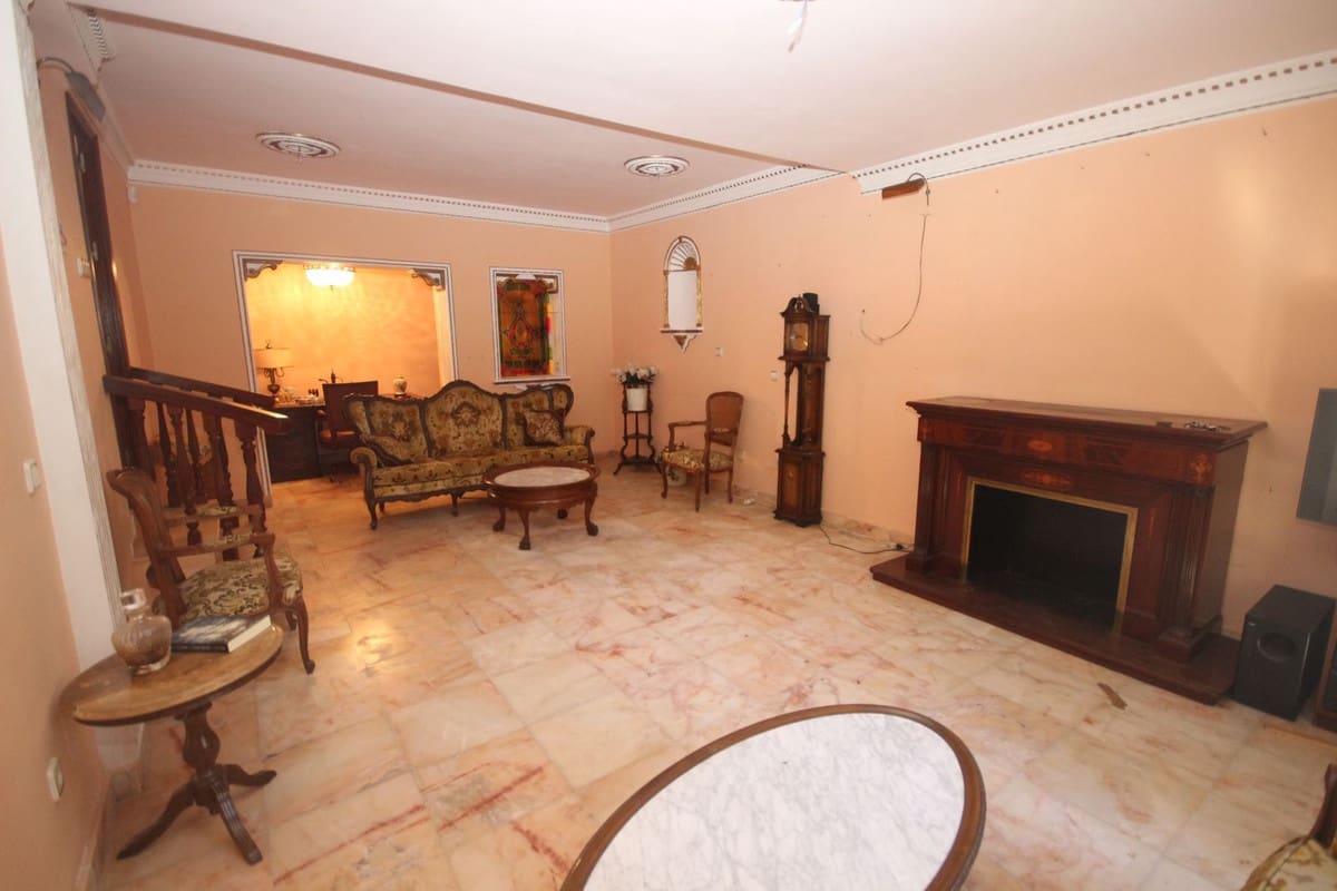 4 soverom Villa til salgs i Marbella med garasje - € 495 000 (Ref: 10122225)