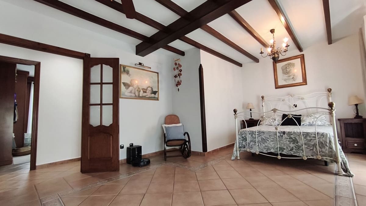 3 soverom Hus til salgs i Alhaurin el Grande med garasje - € 430 000 (Ref: 10122243)