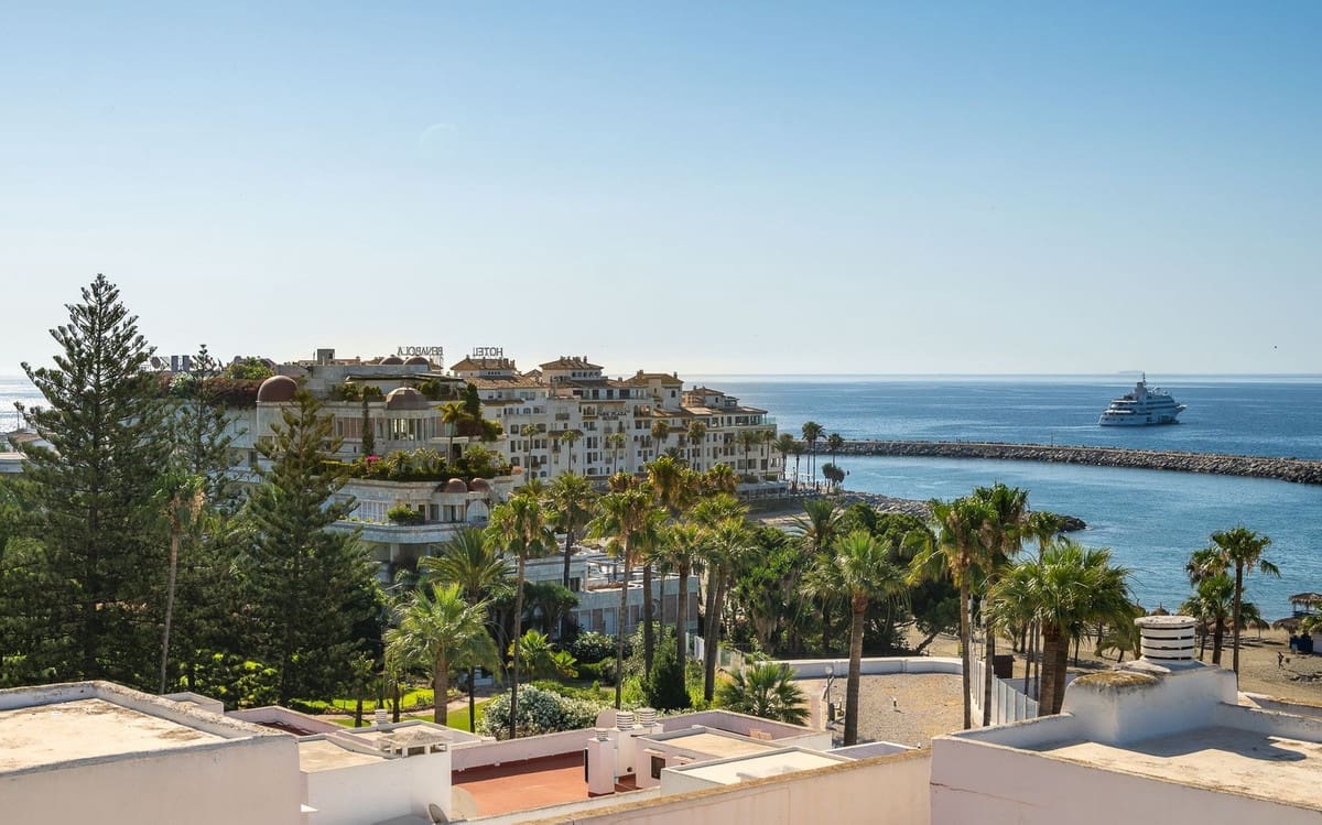 2 sovrum Lägenhet till salu i Marbella med pool garage - 895 000 € (Ref: 10122299)