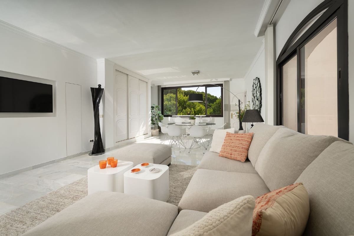 2 sovrum Lägenhet till salu i Marbella med pool garage - 895 000 € (Ref: 10122299)